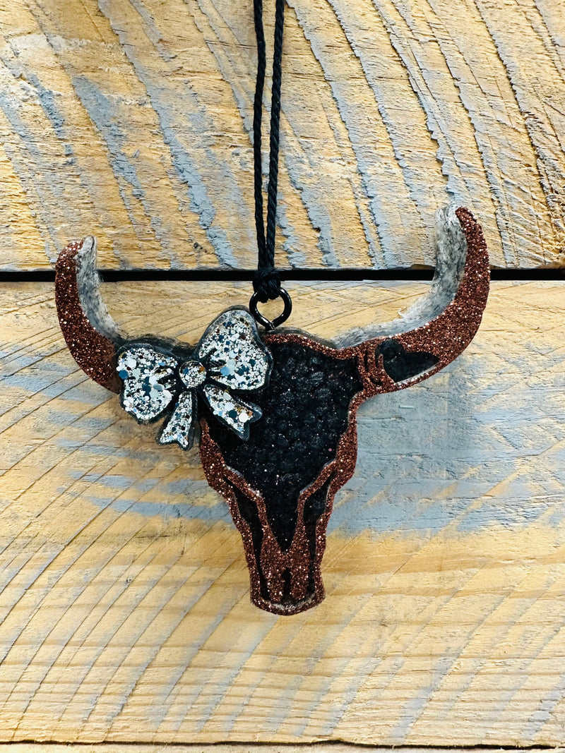 Twisted T Western & More Bull with Bow Freshie (Leather & Lace)