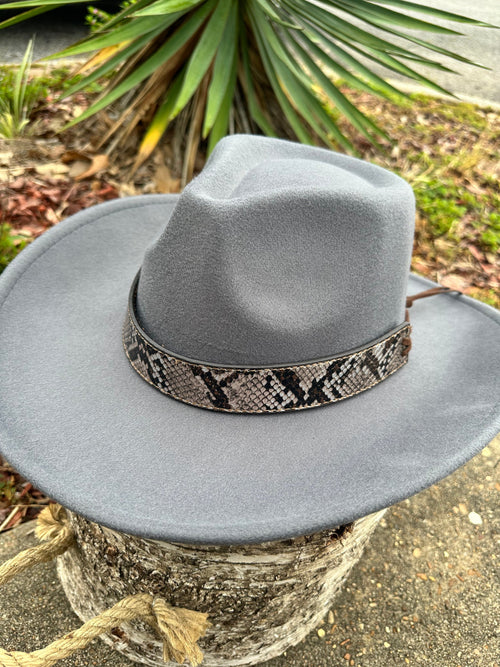 Twisted T Western & More Women’s Grey Wide Brim Felt Hat with Snake Hat Band